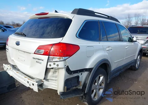 2014 Subaru Outback 2.5I Limited z USA, uszkodzony, nr VIN 4S4BRBLC0E3308559